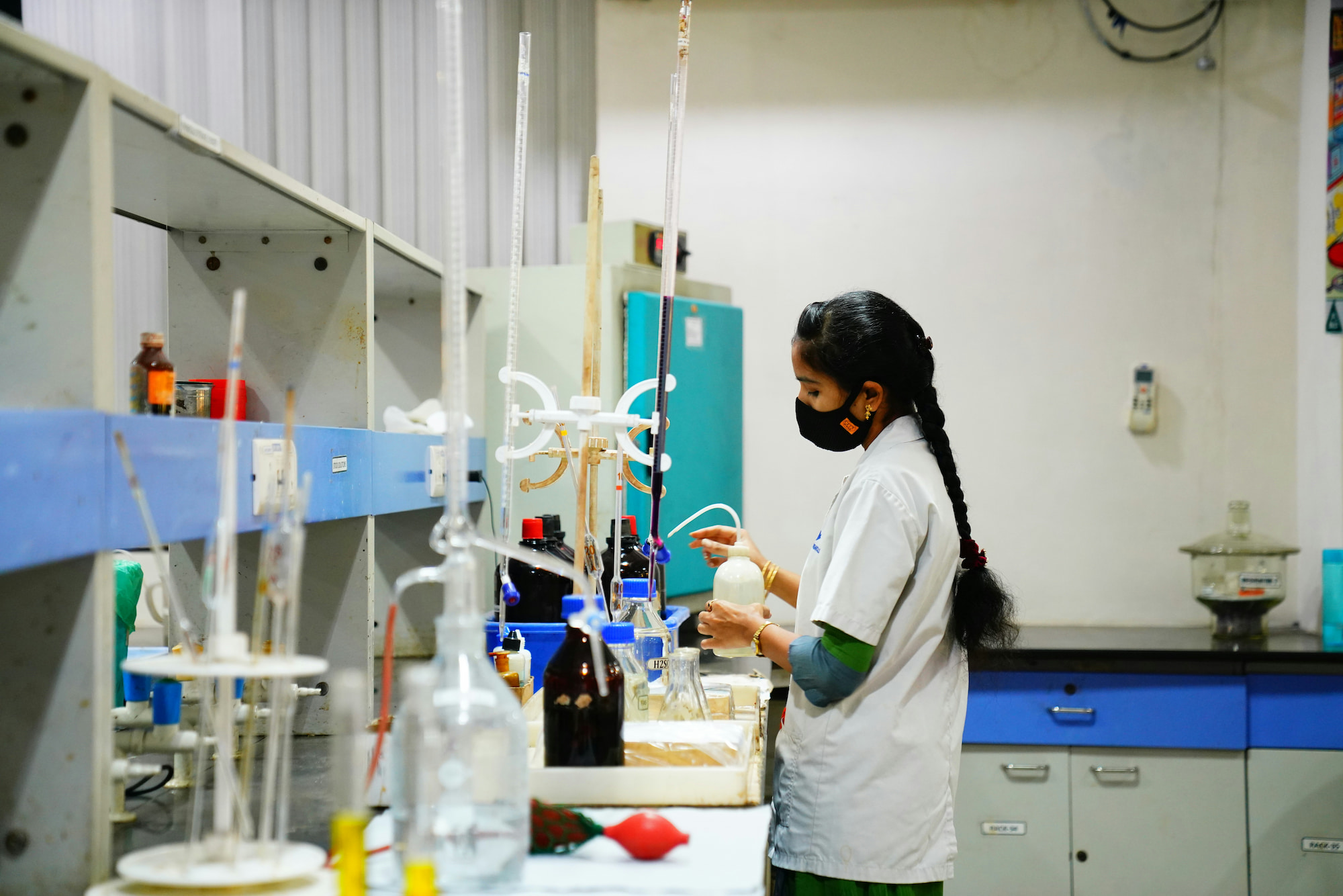 Mujeres en la química. / Unsplash